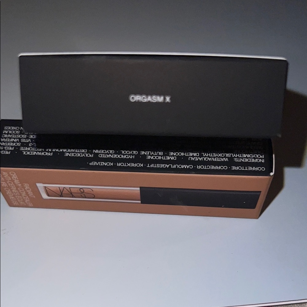 NARS foundation, blush and concealer, full size - Picture 5 of 5